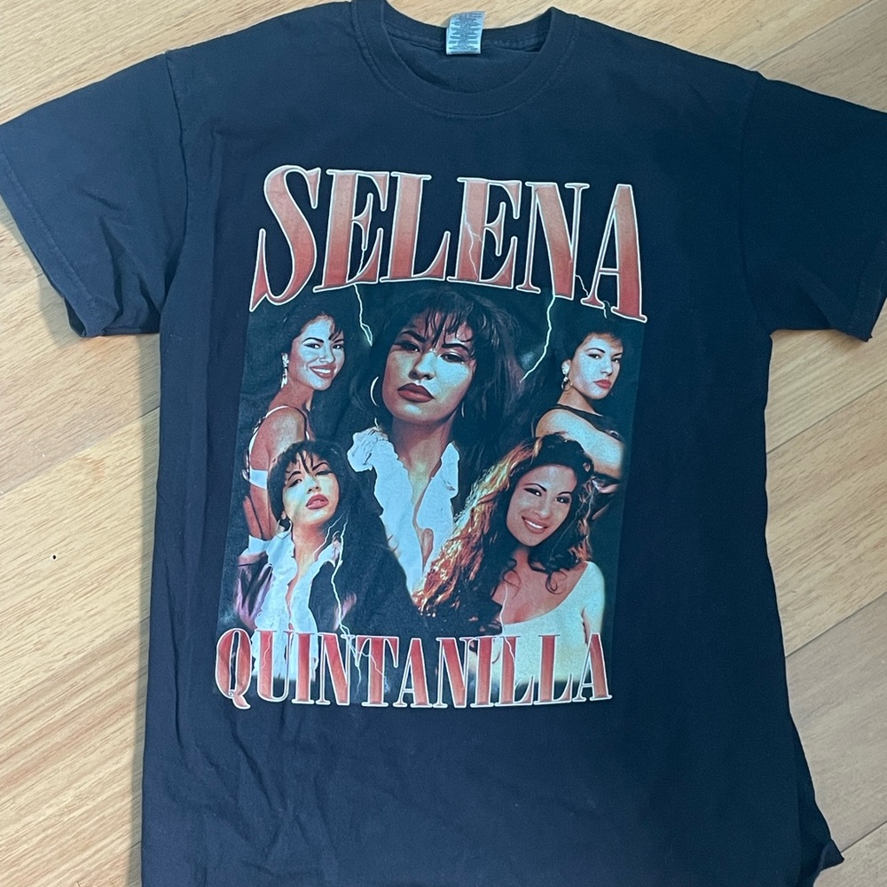 Black Selena Quintanilla Graphic T-Shirt